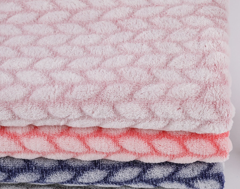 100% POLYESTER FLANNEL FLEECE