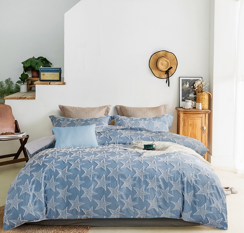 100% POLYESTER TUFTED FABRIC